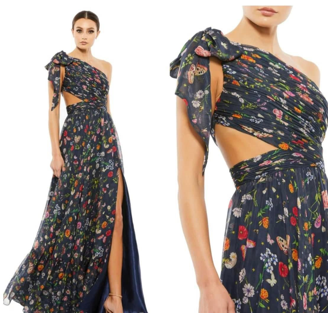Mac Duggal - Navy Flower Dress (Size 8) image 0
