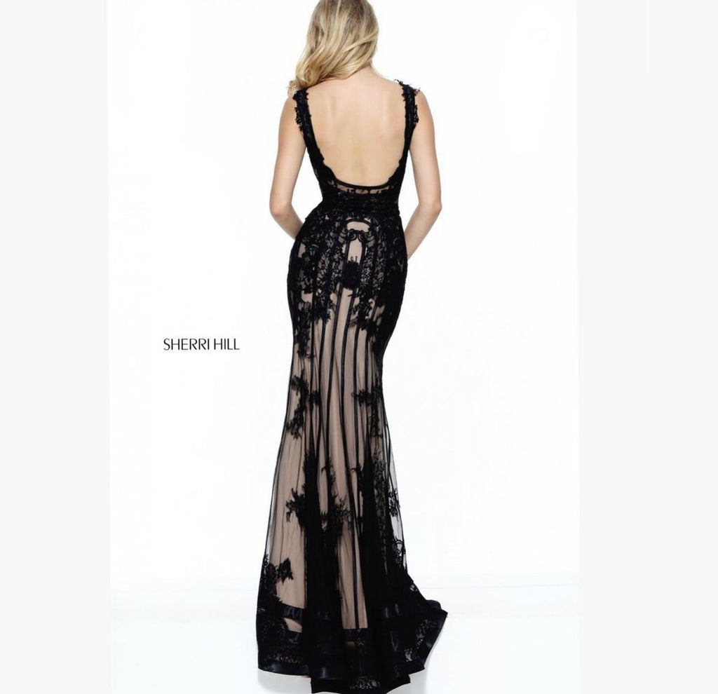 SHERRI HILL-NUDE/BLACK(SIZE 8) image 1