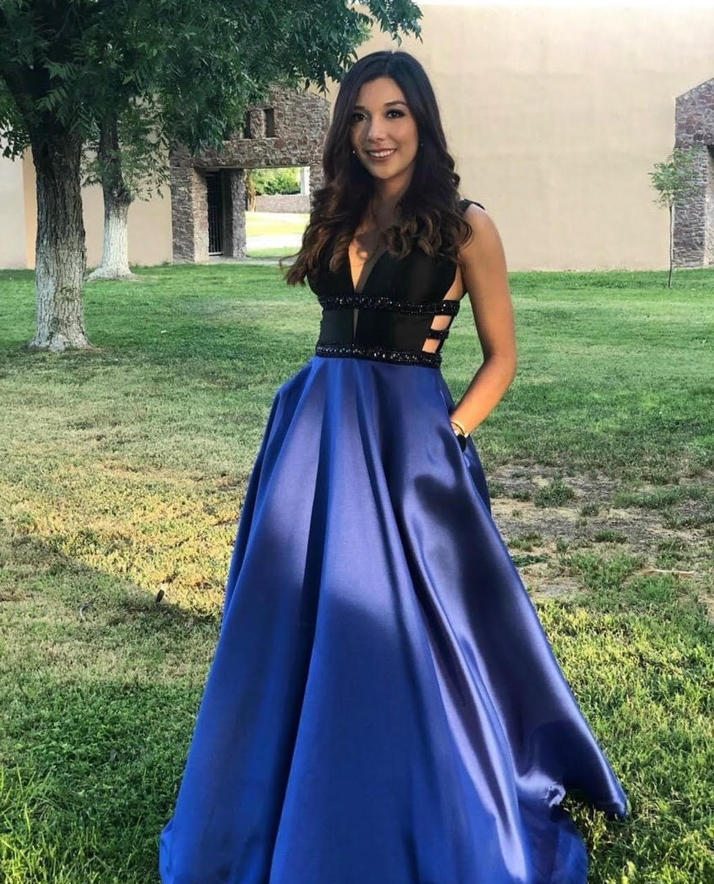 Ellie Wilde - Royal Blue (size 8)