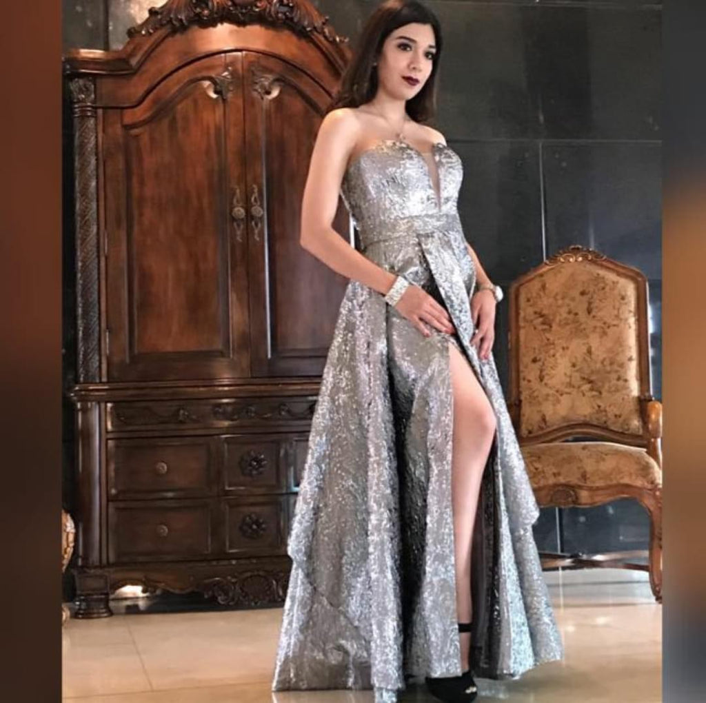 Ellie Wilde - Silver/Gray (Size 8) image 1